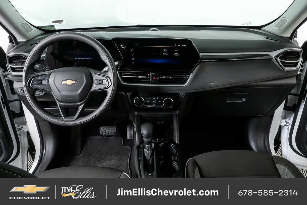 Certified 2025 Chevrolet TrailBlazer LT AWD/4WD image 17