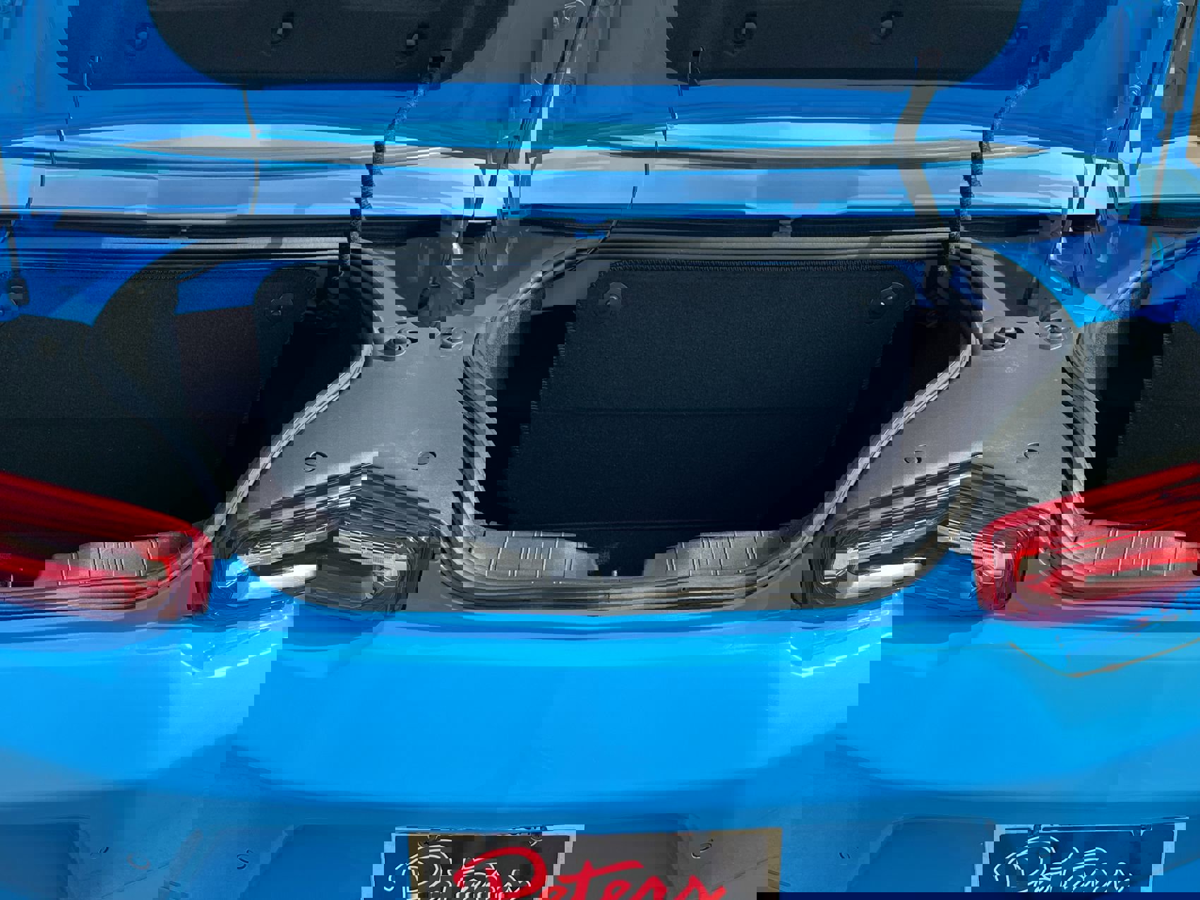 Used 2022 Chevrolet Camaro LT image 24