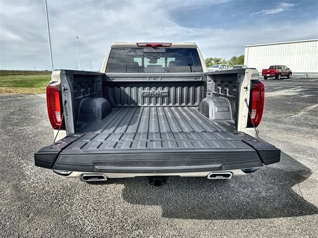 New 2026 GMC Sierra 1500 AT4 w/ Technology Package image 26