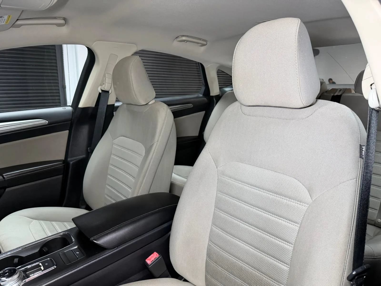 Used 2020 Ford Fusion S FWD image 26