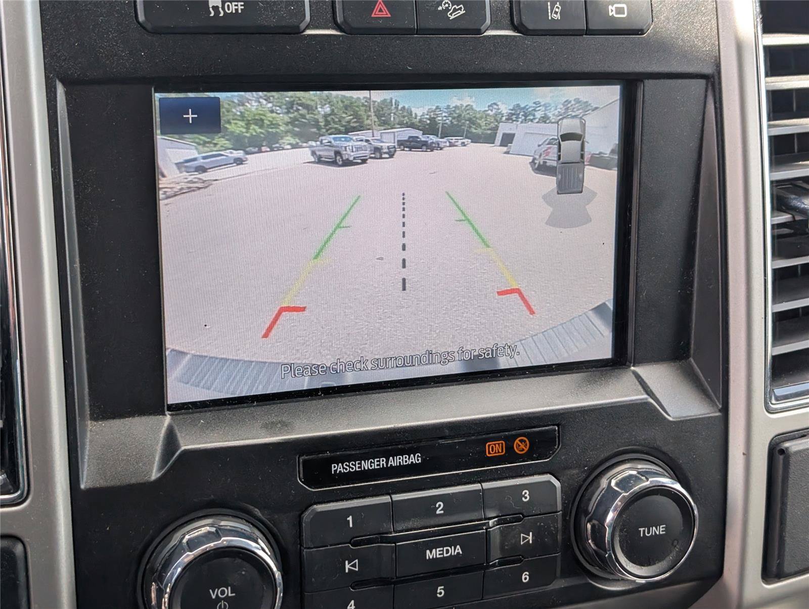 Used 2020 Ford F250 Lariat AWD/4WD image 24