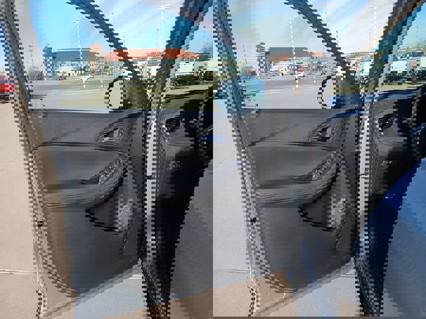 Used 2024 Buick Encore GX Sport Touring w/ Comfort Package image 11