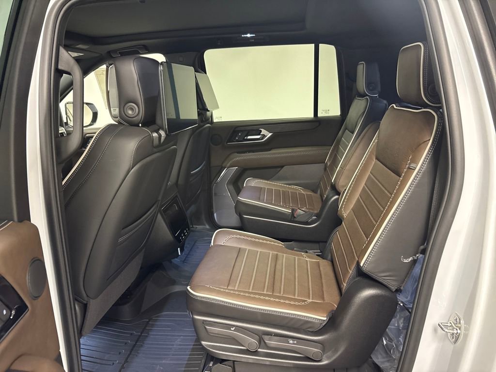 New 2026 GMC Yukon XL Denali Ultimate w/ LPO, Floor Liner Package image 31