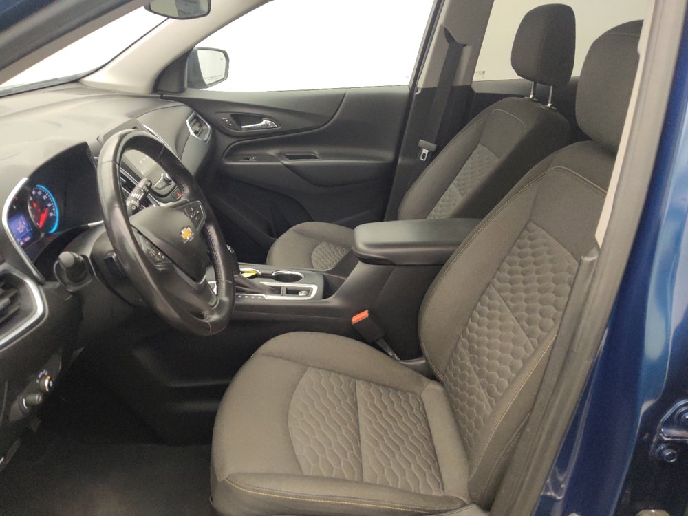 Used 2019 Chevrolet Equinox LT w/ Driver Convenience Package AWD/4WD image 17