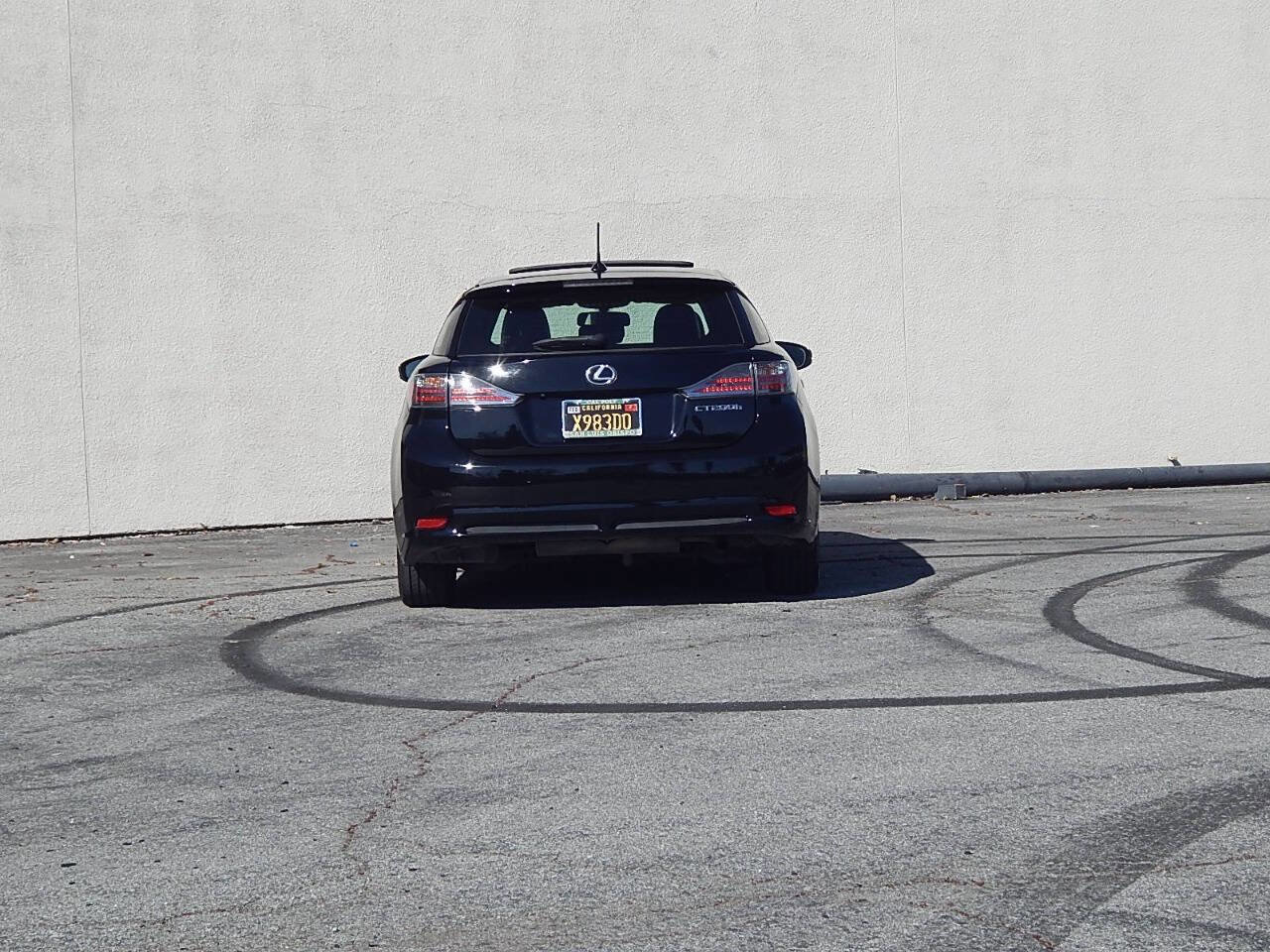 Used 2012 Lexus CT 200h Premium w/ Leather Pkg image 4