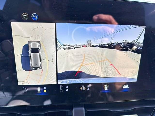 Used 2025 Chevrolet Equinox ACTIV w/ Safety and Technology Package image 27