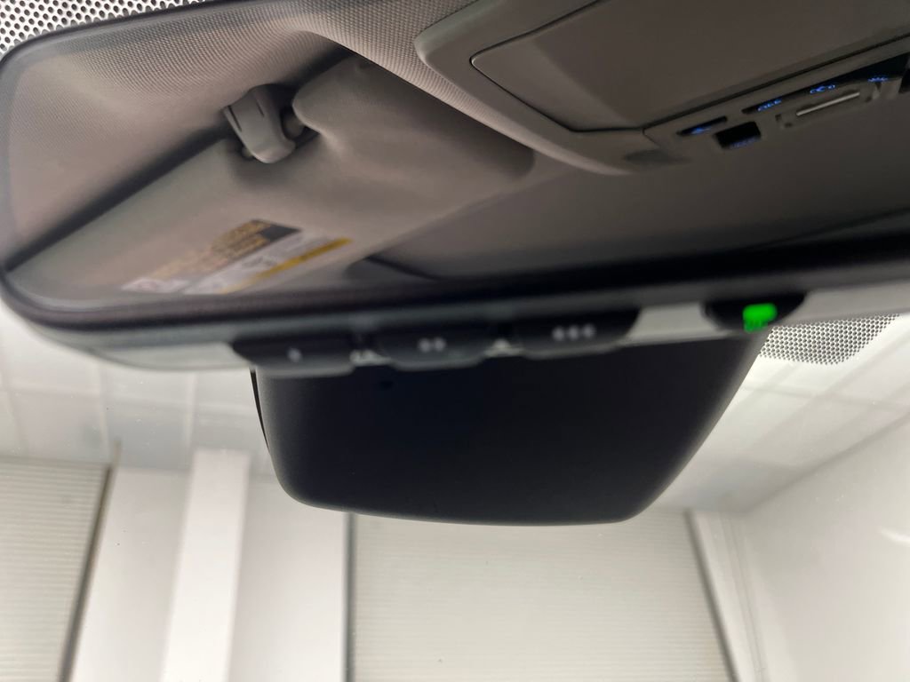 Used 2020 Toyota Highlander XLE image 65