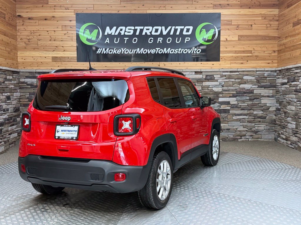 Used 2023 Jeep Renegade Latitude w/ Premium Group AWD/4WD image 24
