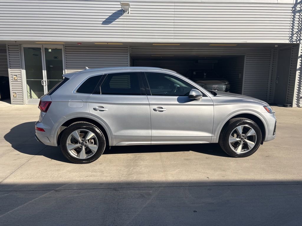 Used 2022 Audi Q5 2.0T Premium Plus image 4