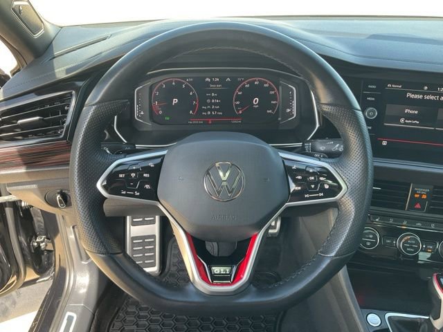 Used 2024 Volkswagen Jetta GLI Autobahn image 10