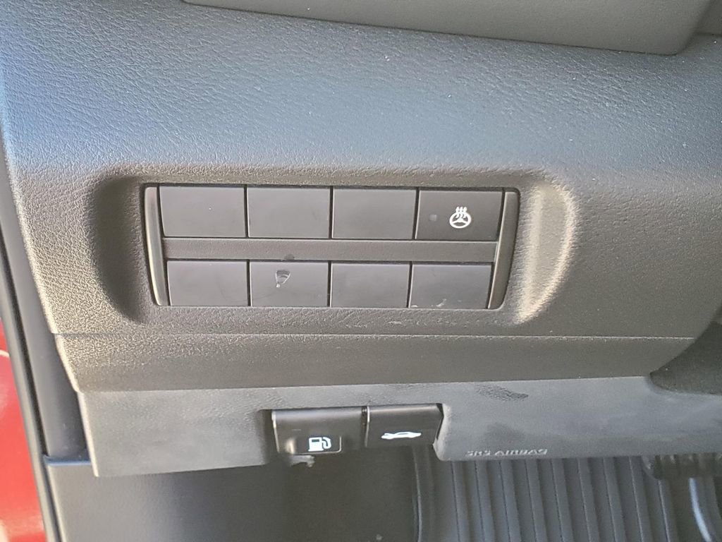 Certified 2023 Nissan Kicks SR w/ SR Premium Package image 21