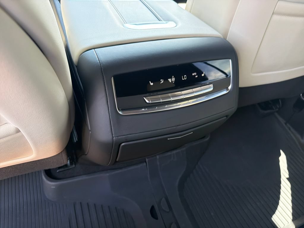 Used 2023 Cadillac Escalade Sport w/ LPO, ONYX Package AWD/4WD image 36