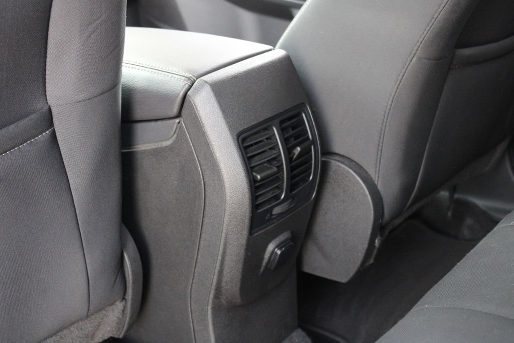 Used 2018 Ford Escape SE FWD image 22