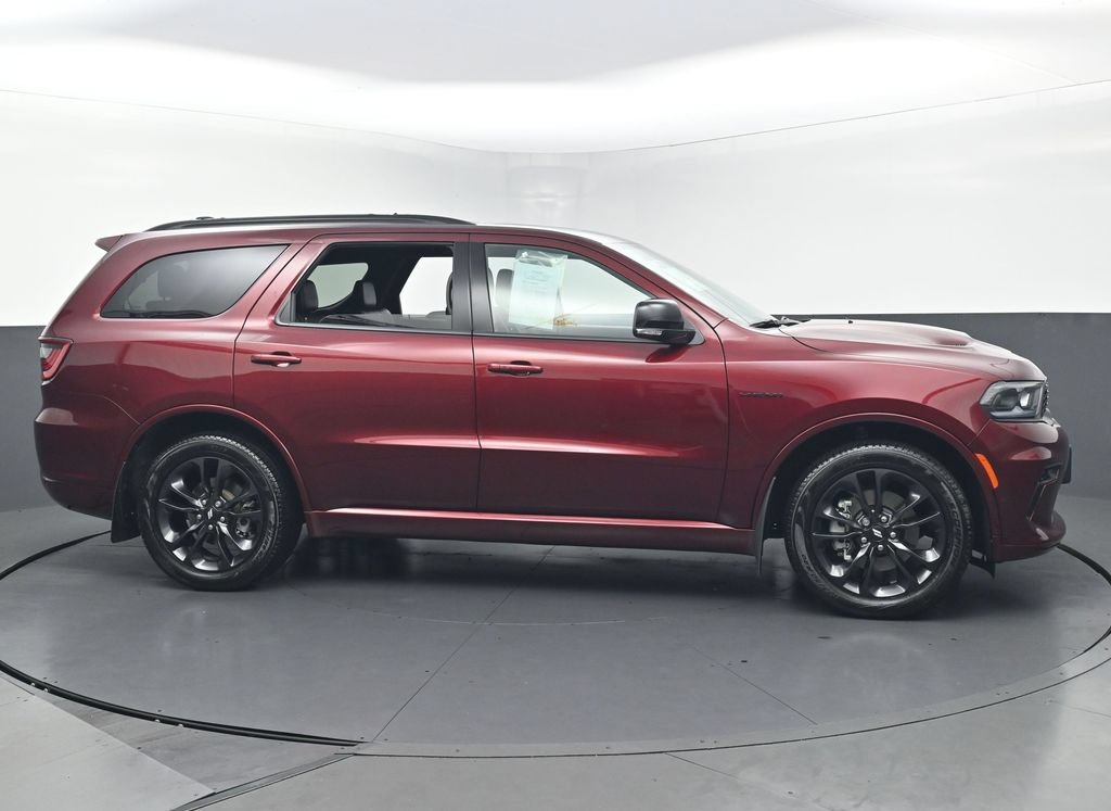 Used 2025 Dodge Durango R/T w/ Blacktop Package AWD/4WD image 9