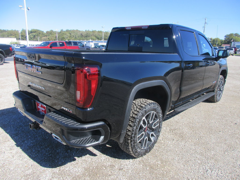 New 2026 GMC Sierra 1500 AT4 w/ AT4 Premium Package AWD/4WD image 4