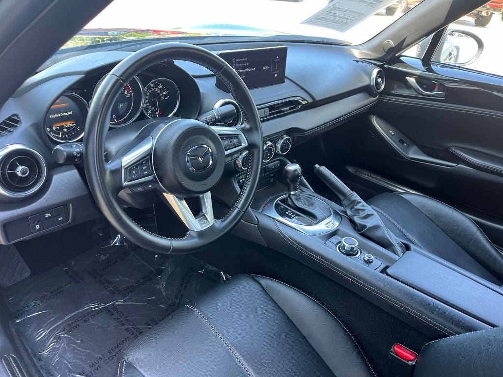 Used 2025 MAZDA MX-5 Miata RF Grand Touring RWD image 19
