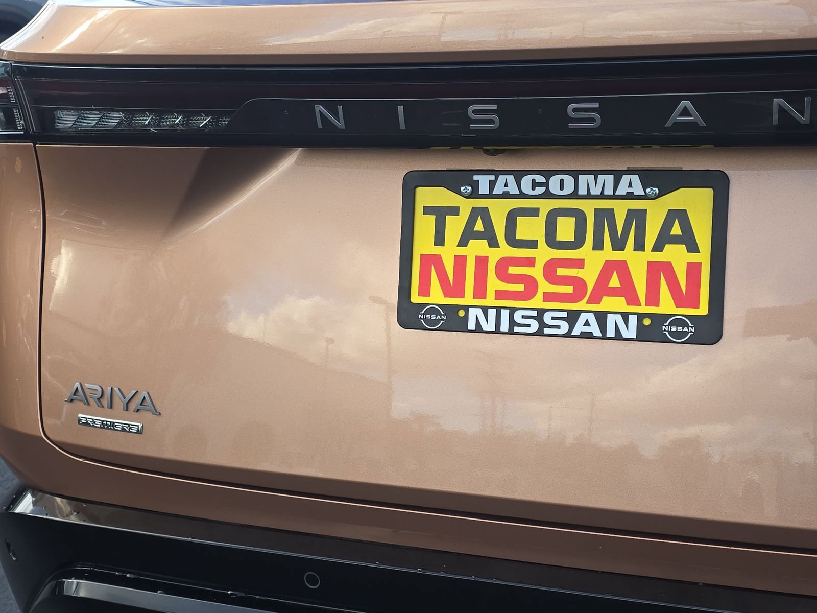 Used 2023 Nissan Ariya PREMIERE image 30