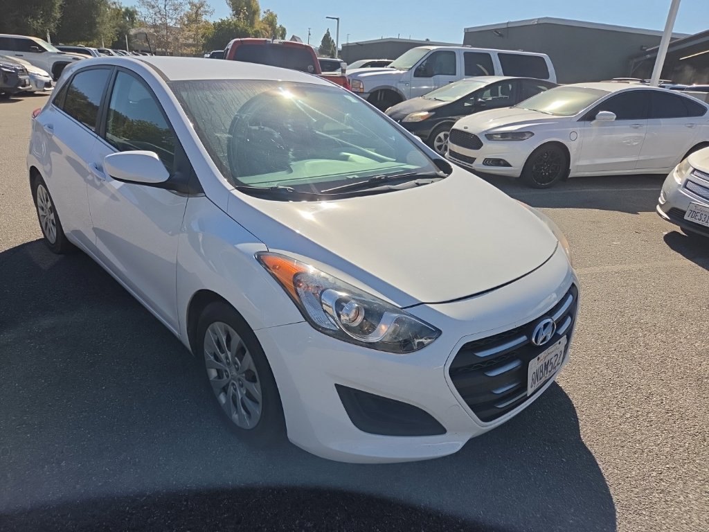 Used 2016 Hyundai Elantra GT FWD image 7