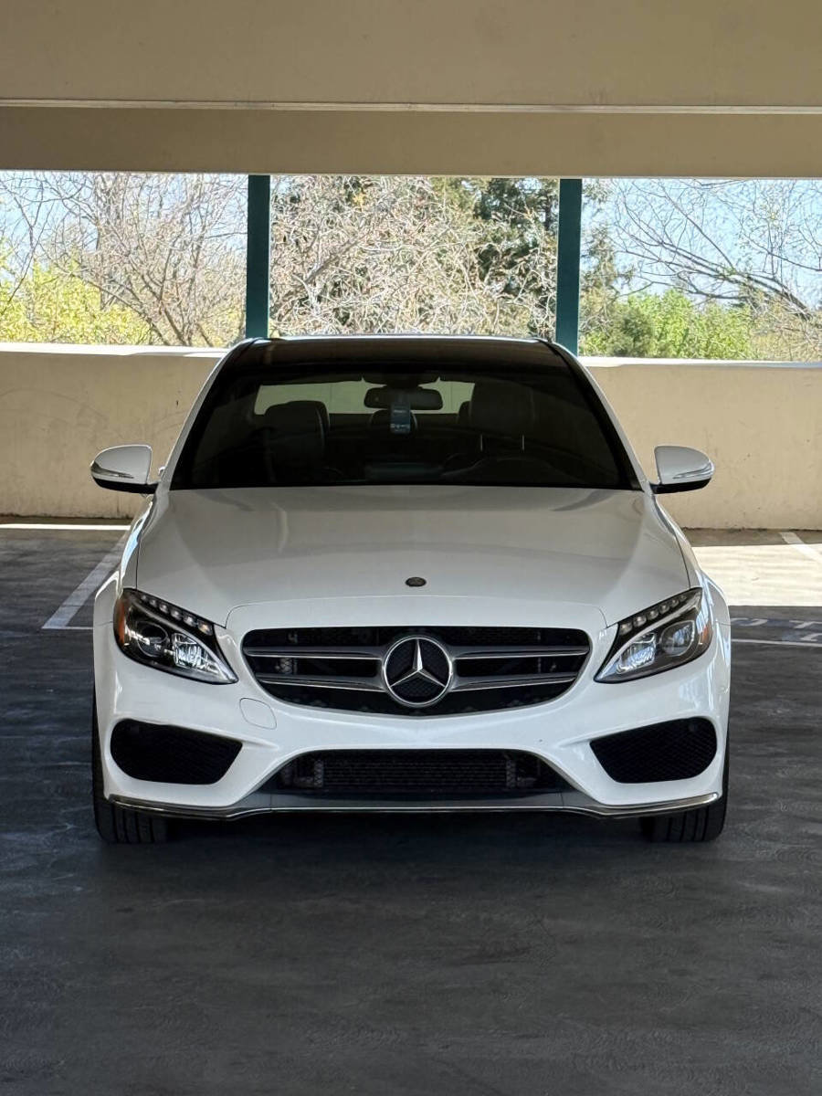 Used 2015 Mercedes-Benz C 300 4MATIC Sedan image 5