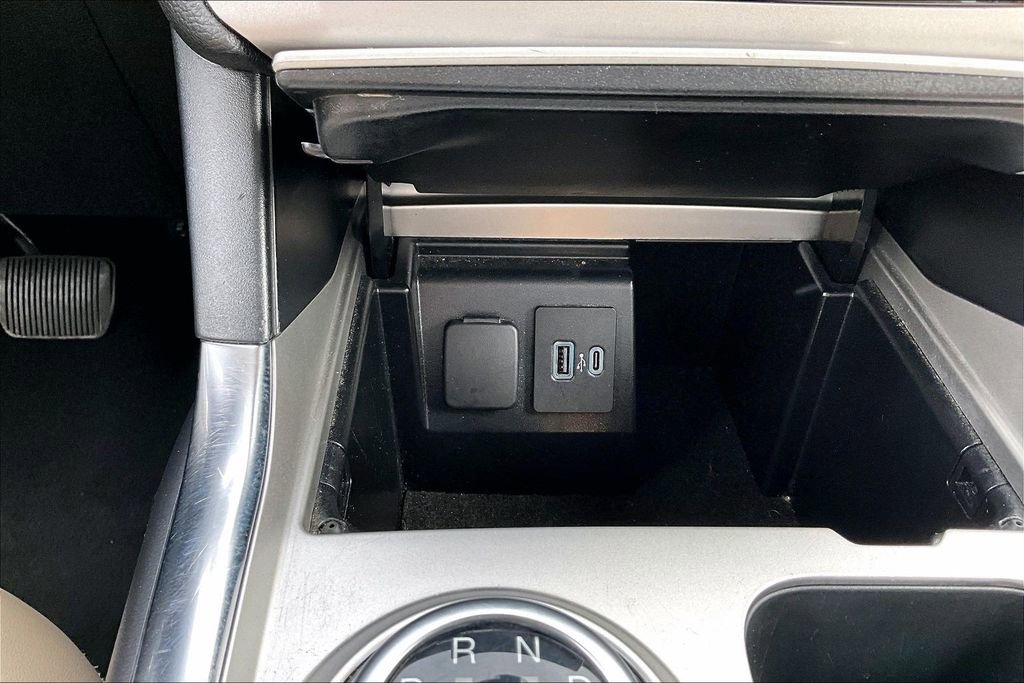 Used 2023 Ford Explorer XLT w/ Equipment Group 202A image 16