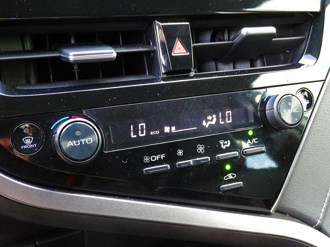 Used 2023 Toyota Camry SE FWD image 36