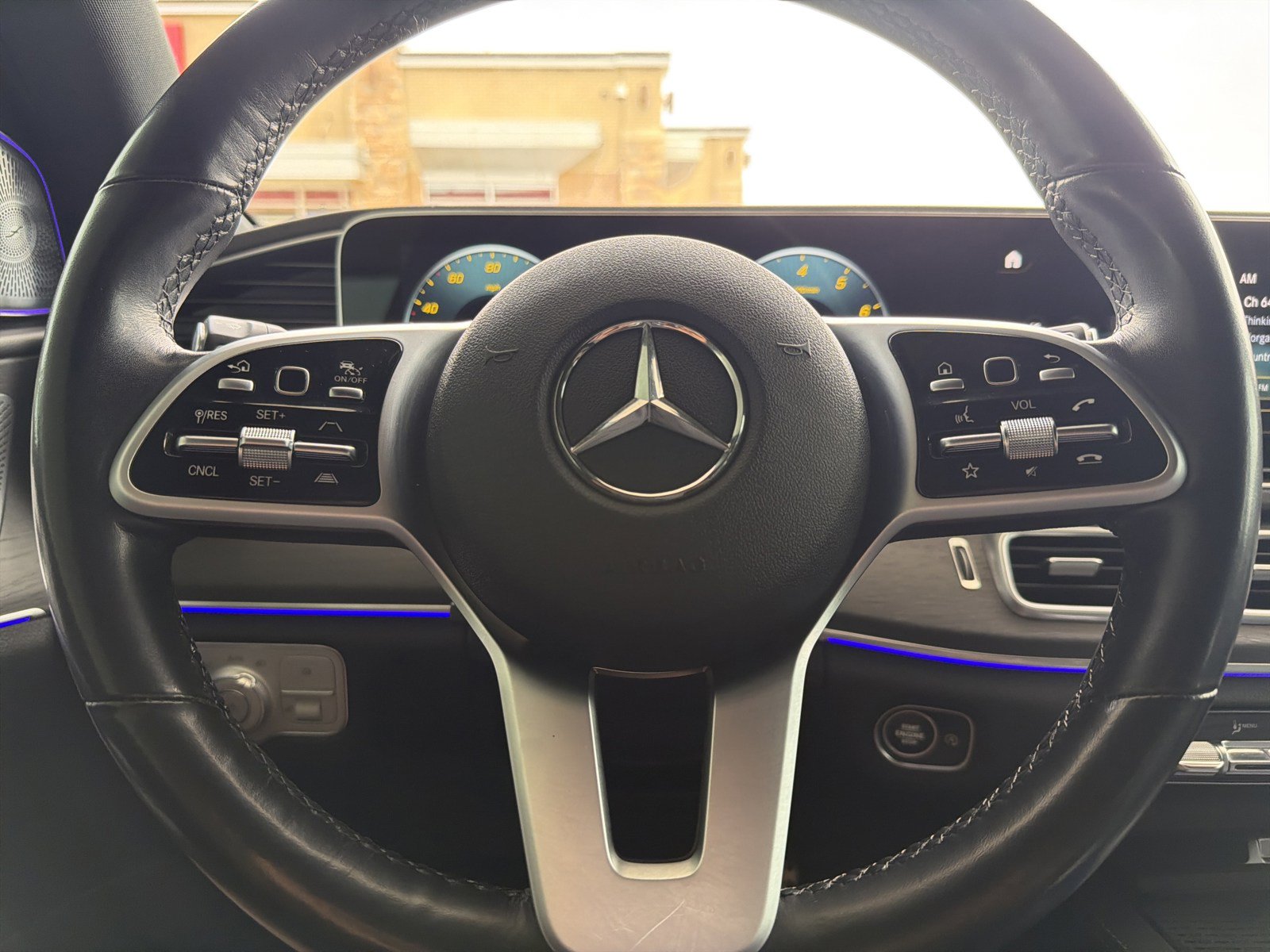 Used 2021 Mercedes-Benz GLS 580 4MATIC image 25