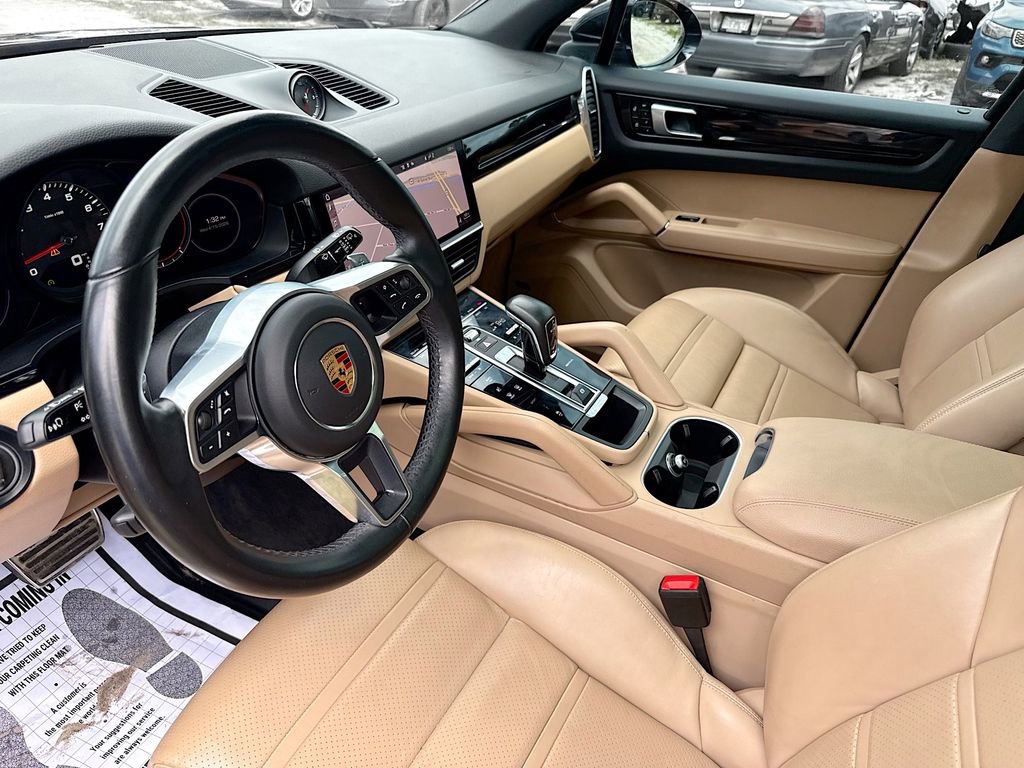 Used 2021 Porsche Cayenne S AWD/4WD image 25