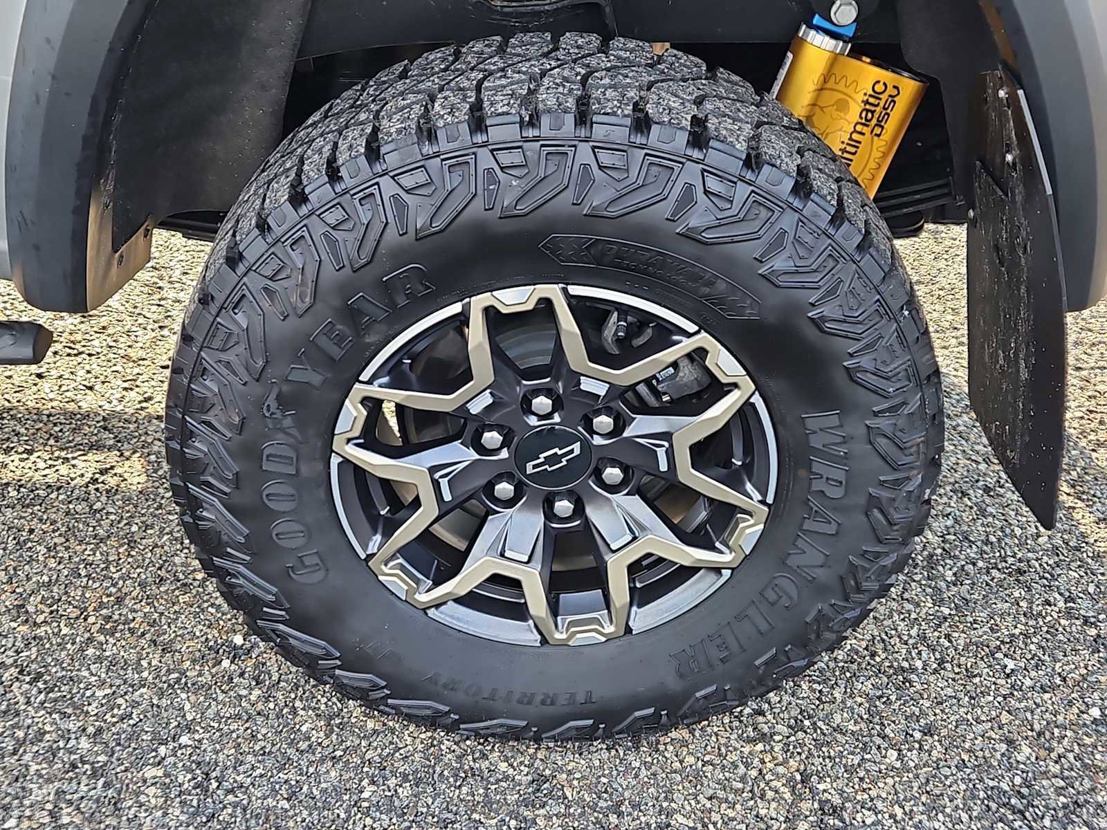 Certified 2024 Chevrolet Colorado ZR2 w/ Technology Package image 8