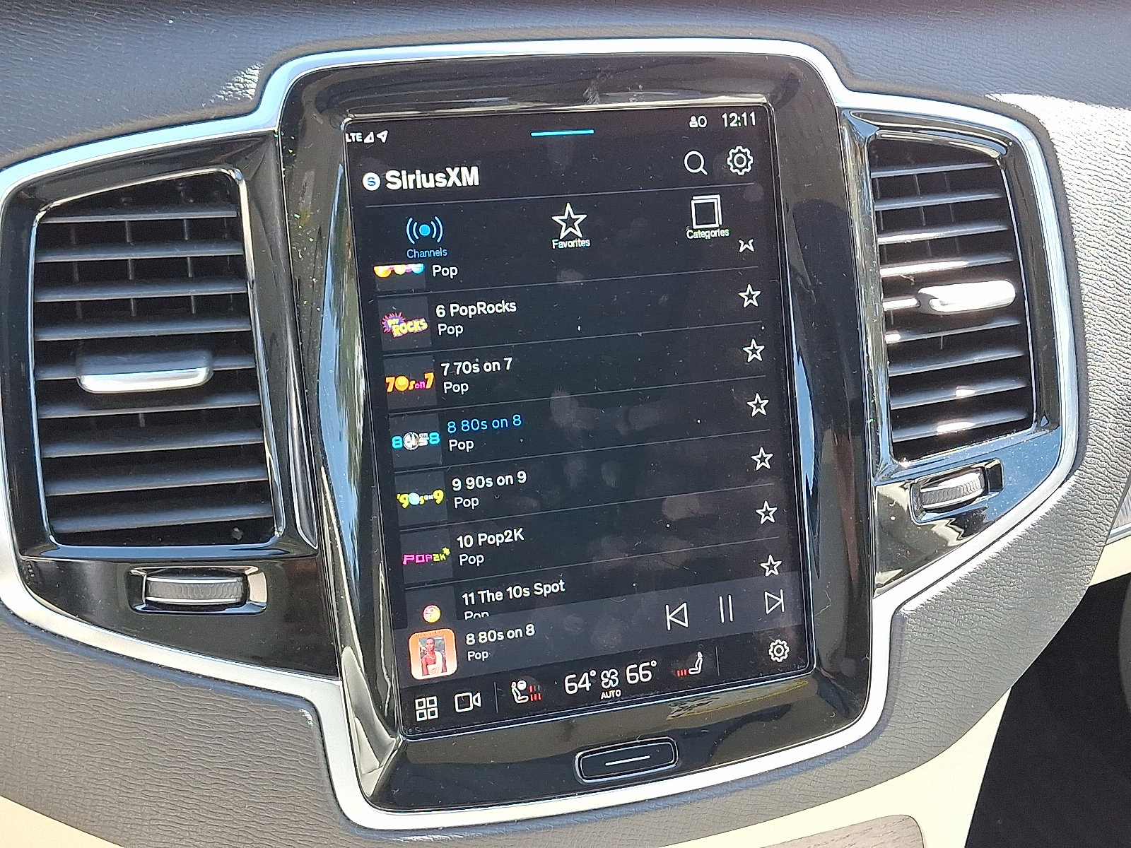 Used 2024 Volvo XC90 T8 Plus w/ Protection Package Premier image 18