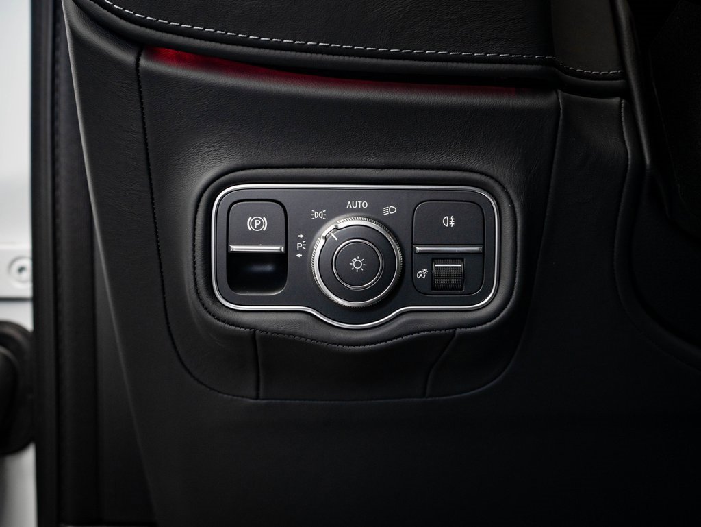 New 2026 Mercedes-Benz G 550 image 44