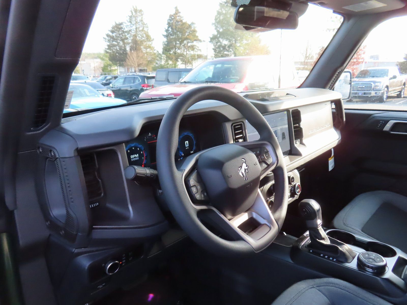 New 2025 Ford Bronco 4-Door w/ Sasquatch Package AWD/4WD image 9