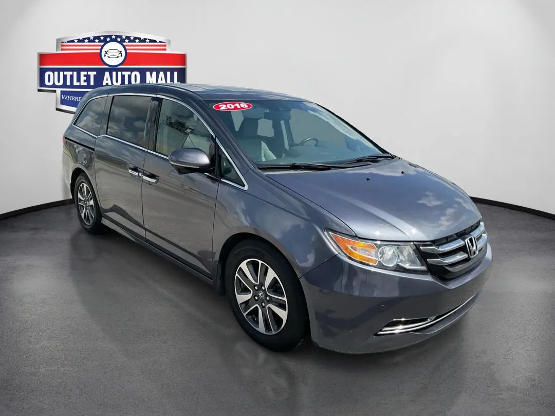 Used 2016 Honda Odyssey Touring image 1