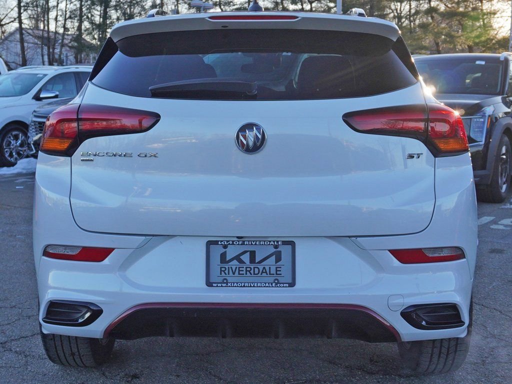 Used 2020 Buick Encore GX Preferred w/ Sport Touring Package image 9
