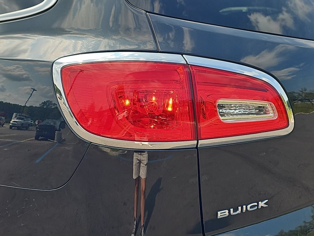 Used 2014 Buick Enclave Premium FWD image 32