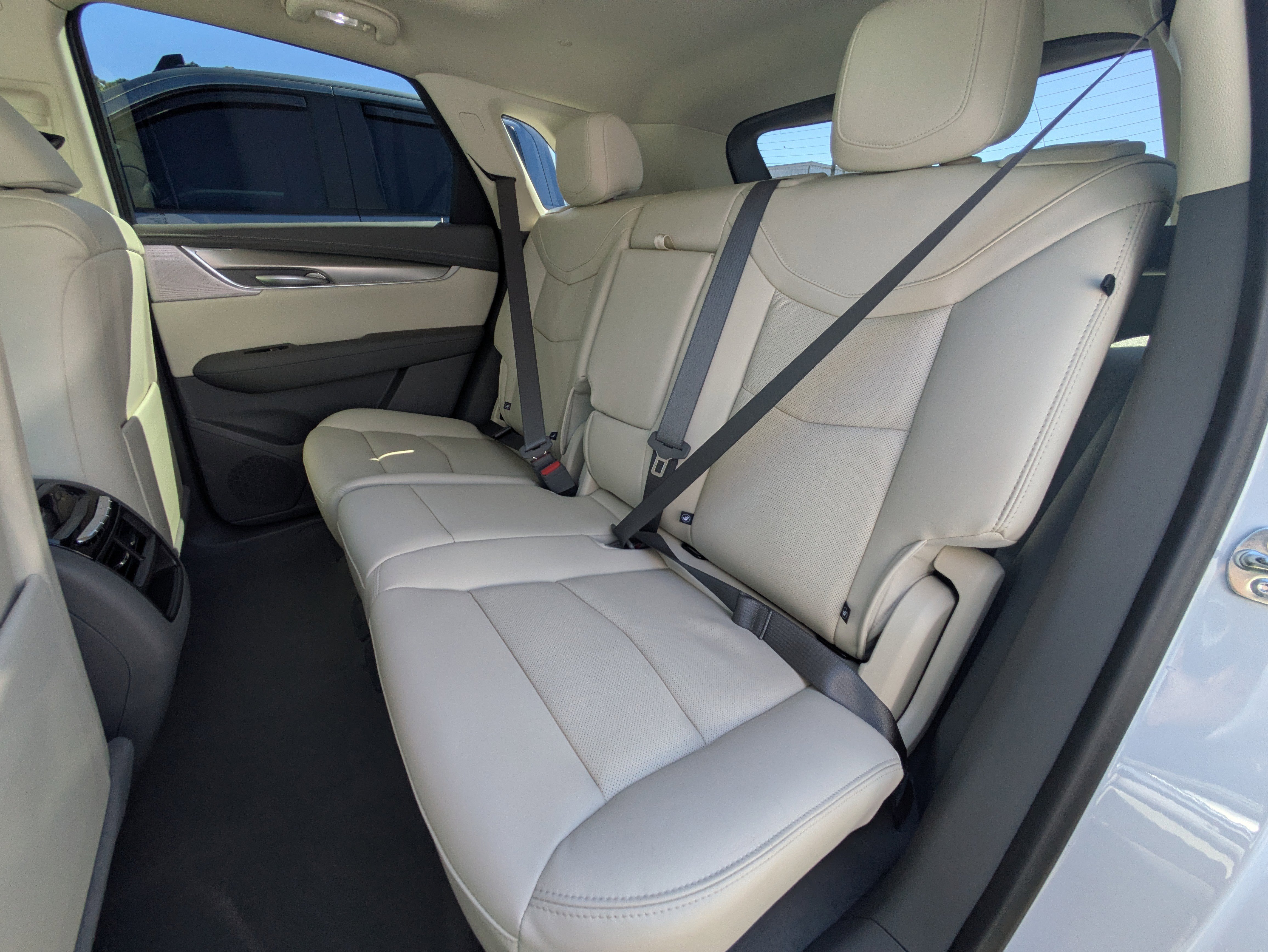 New 2026 Cadillac XT5 Premium Luxury w/ Driver Assist Package FWD image 9