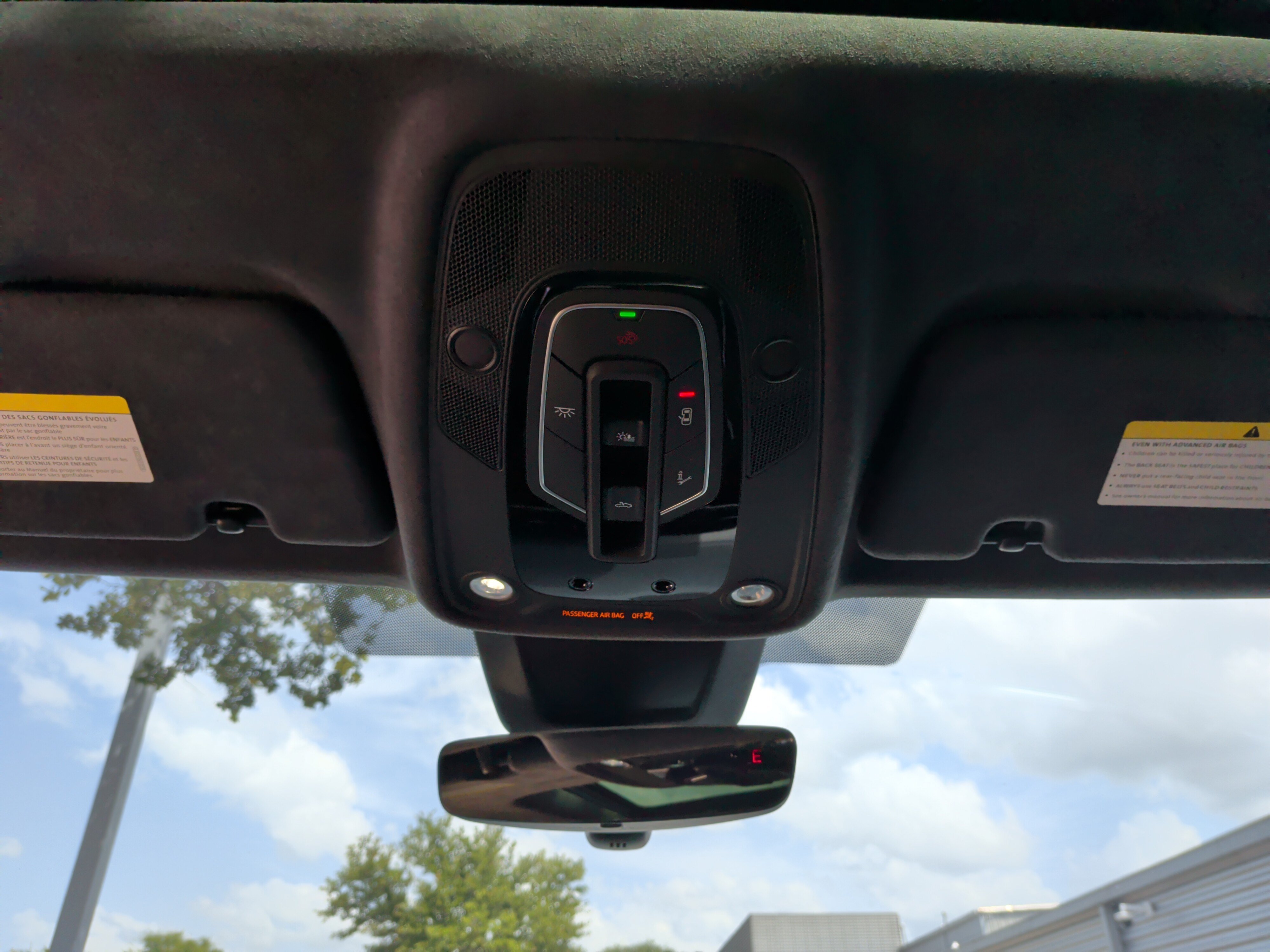 Used 2023 Audi RS Q8 w/ Black Optic Package AWD/4WD image 25