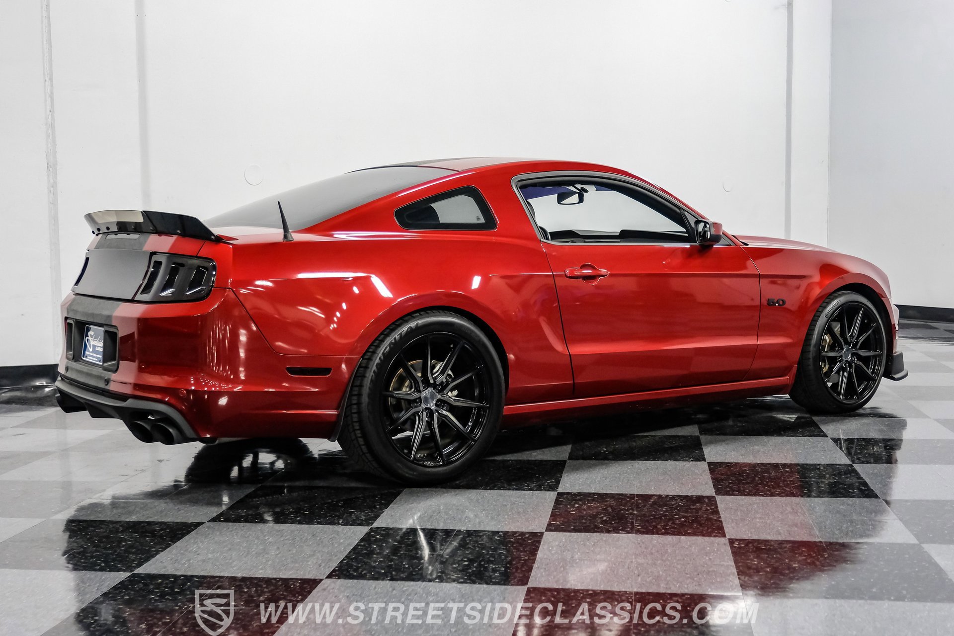 Used 2014 Ford Mustang GT Premium RWD image 13