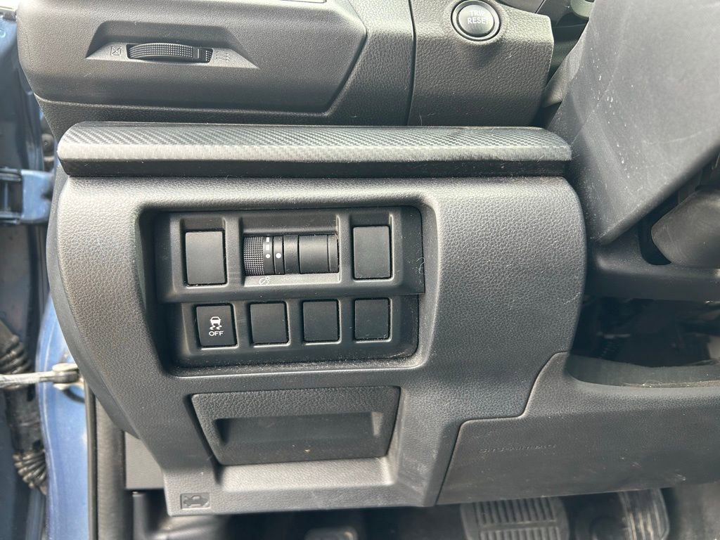 Used 2019 Subaru Crosstrek 2.0i Premium image 18