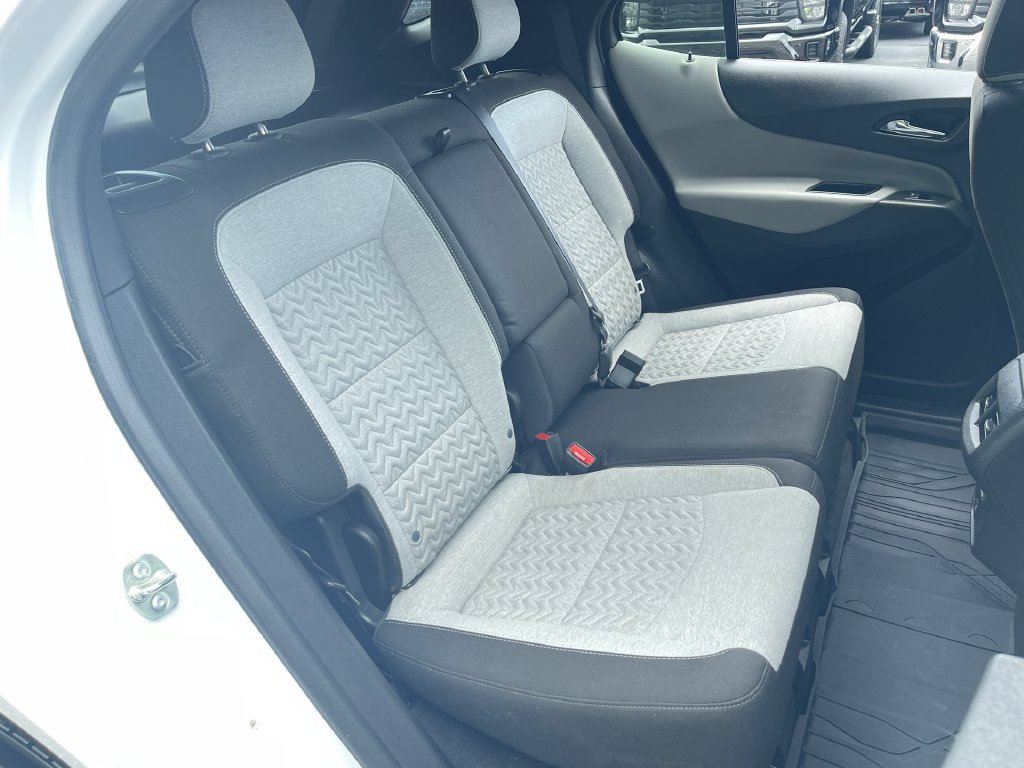 Used 2024 Chevrolet Equinox LS w/ LS Convenience Package FWD image 26