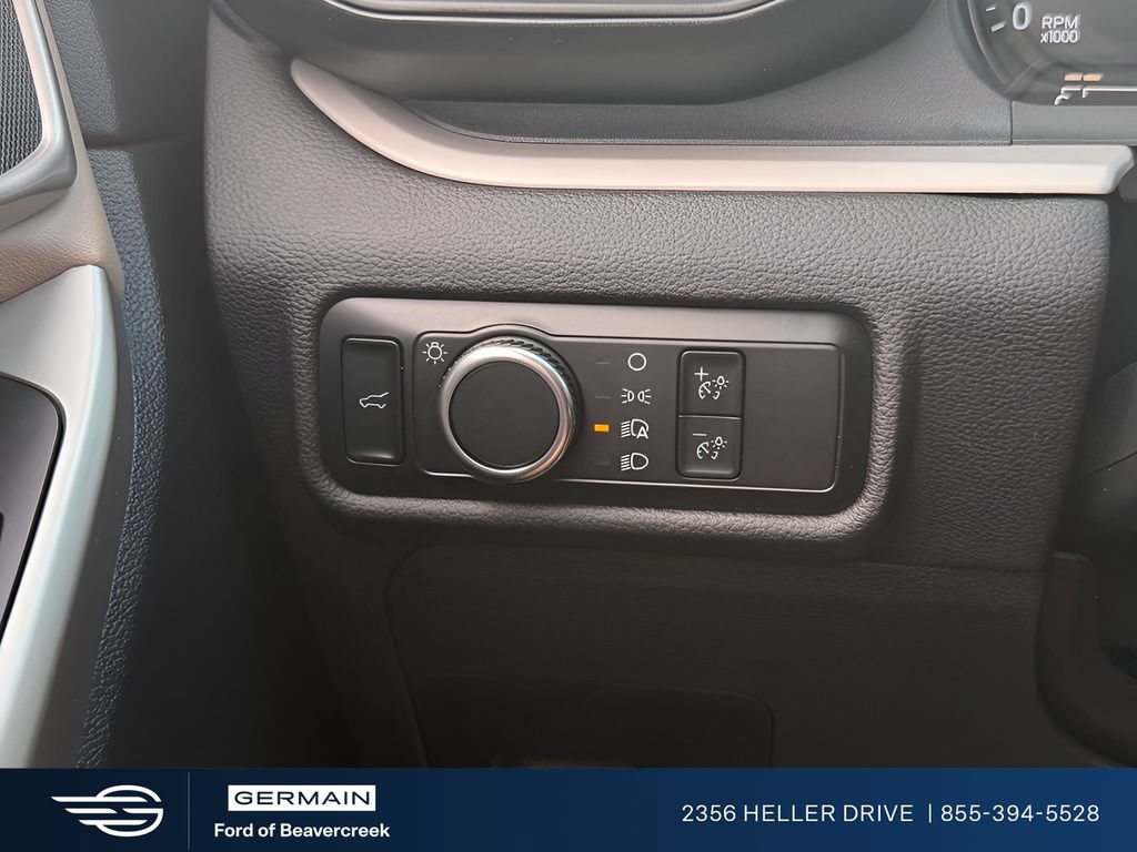 Used 2023 Ford Explorer XLT RWD image 21