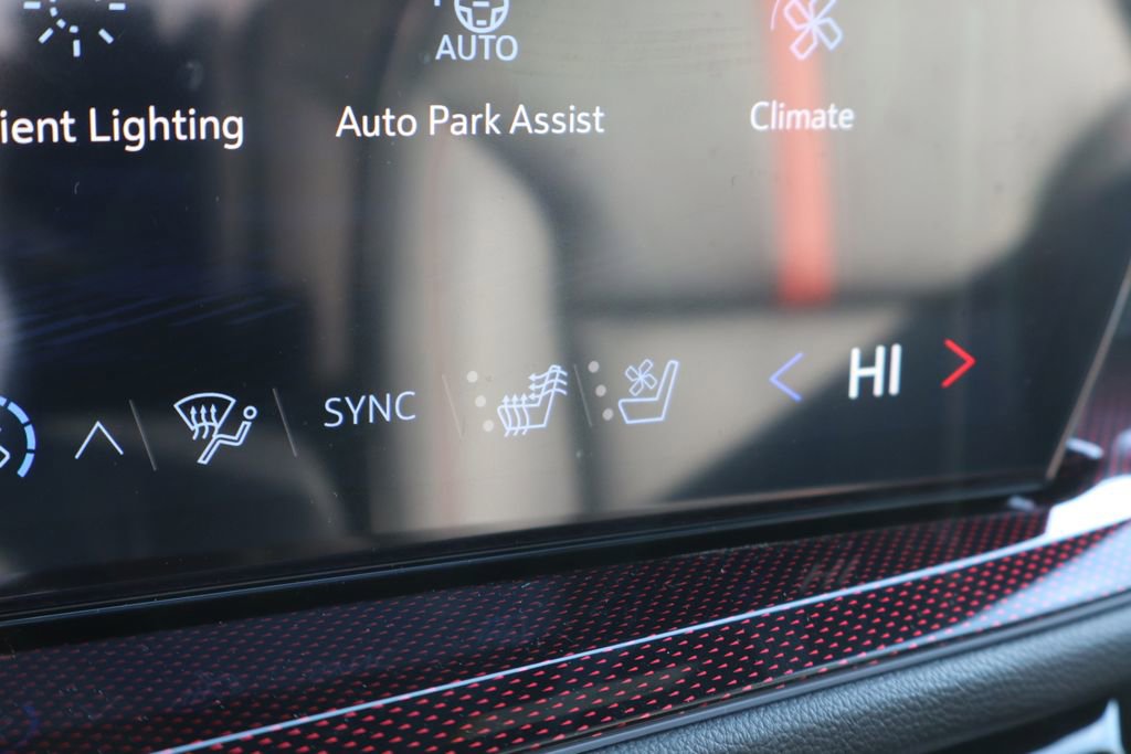 New 2026 Chevrolet Traverse RS w/ LPO, Floor Liner Package image 22