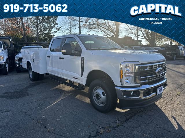 New 2026 Ford F350 XL w/ XL Chrome Package image 2