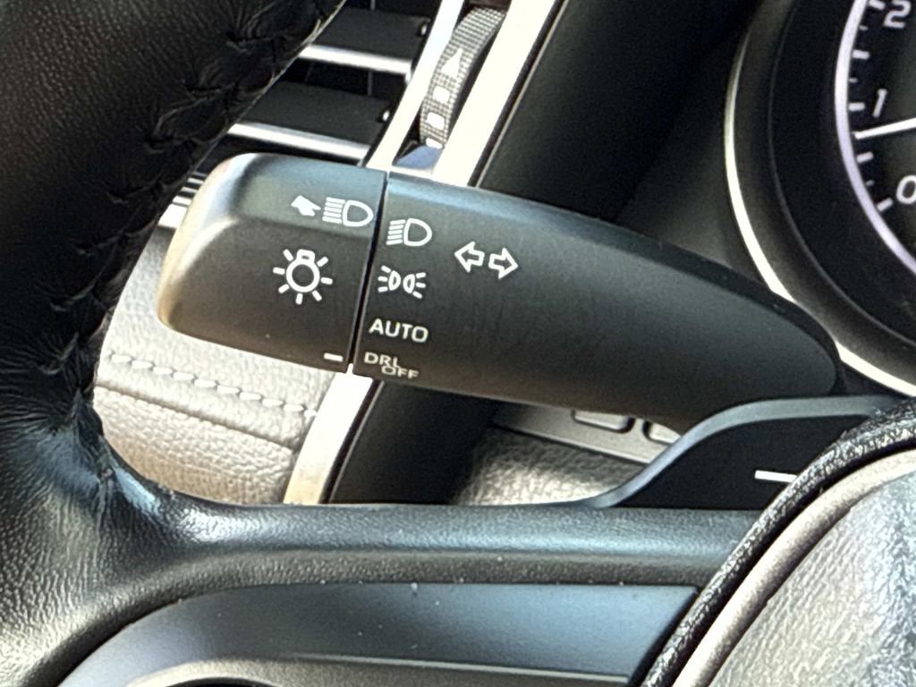 Used 2024 Toyota Camry SE image 37