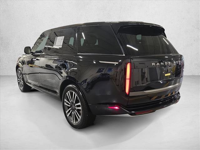 Used 2023 Land Rover Range Rover Long Wheelbase SE AWD/4WD image 7