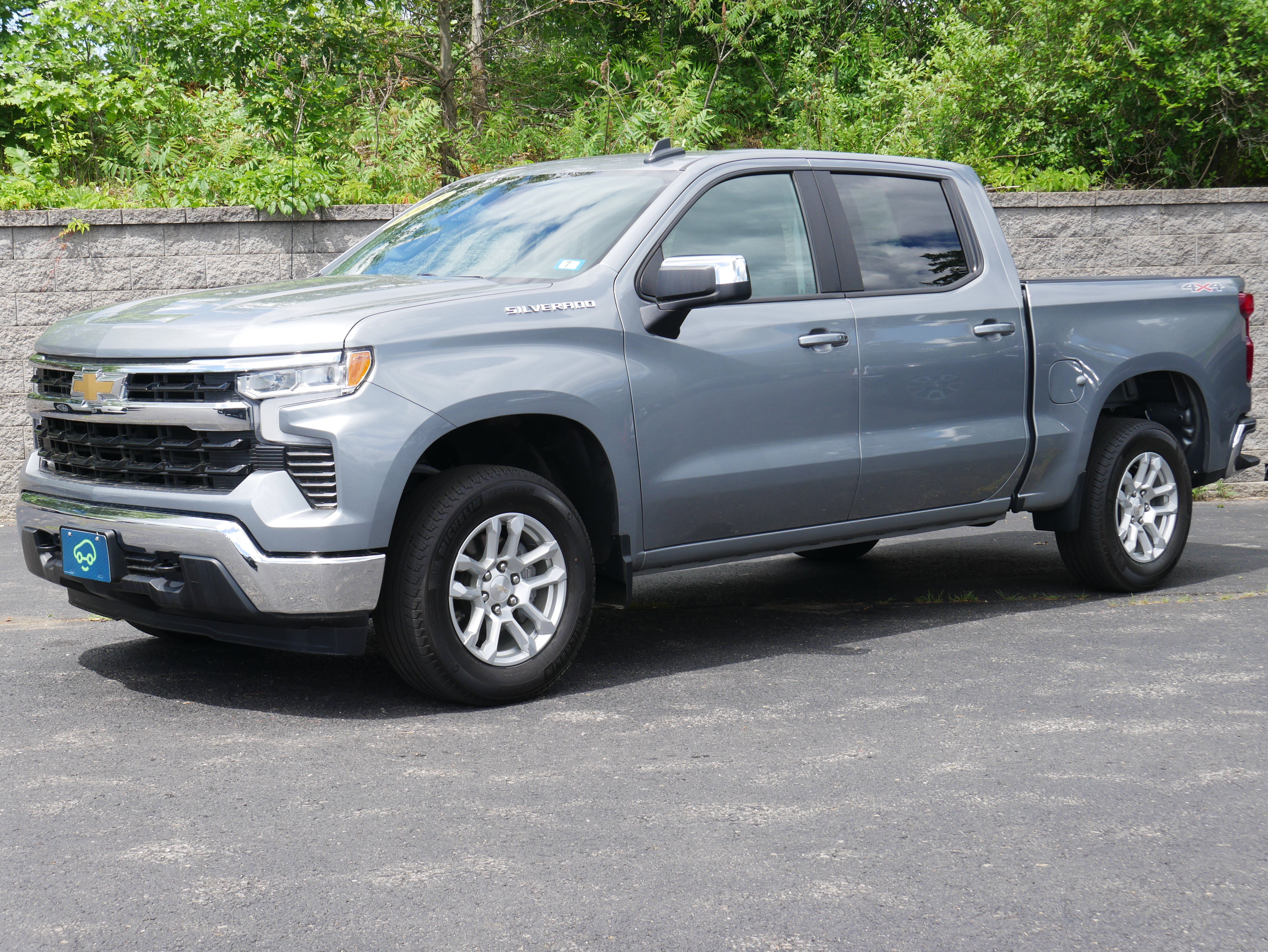 Certified 2023 Chevrolet Silverado 1500 LT AWD/4WD image 1