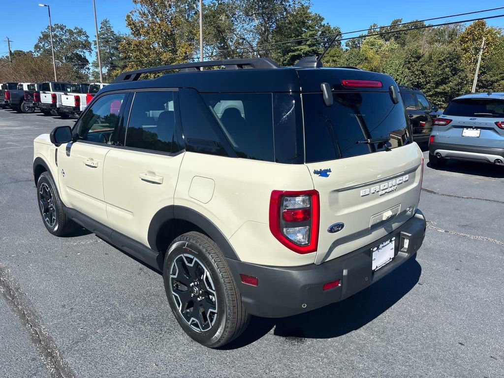 New 2025 Ford Bronco Sport Outer Banks w/ Outer Banks Tech Package+ video 3