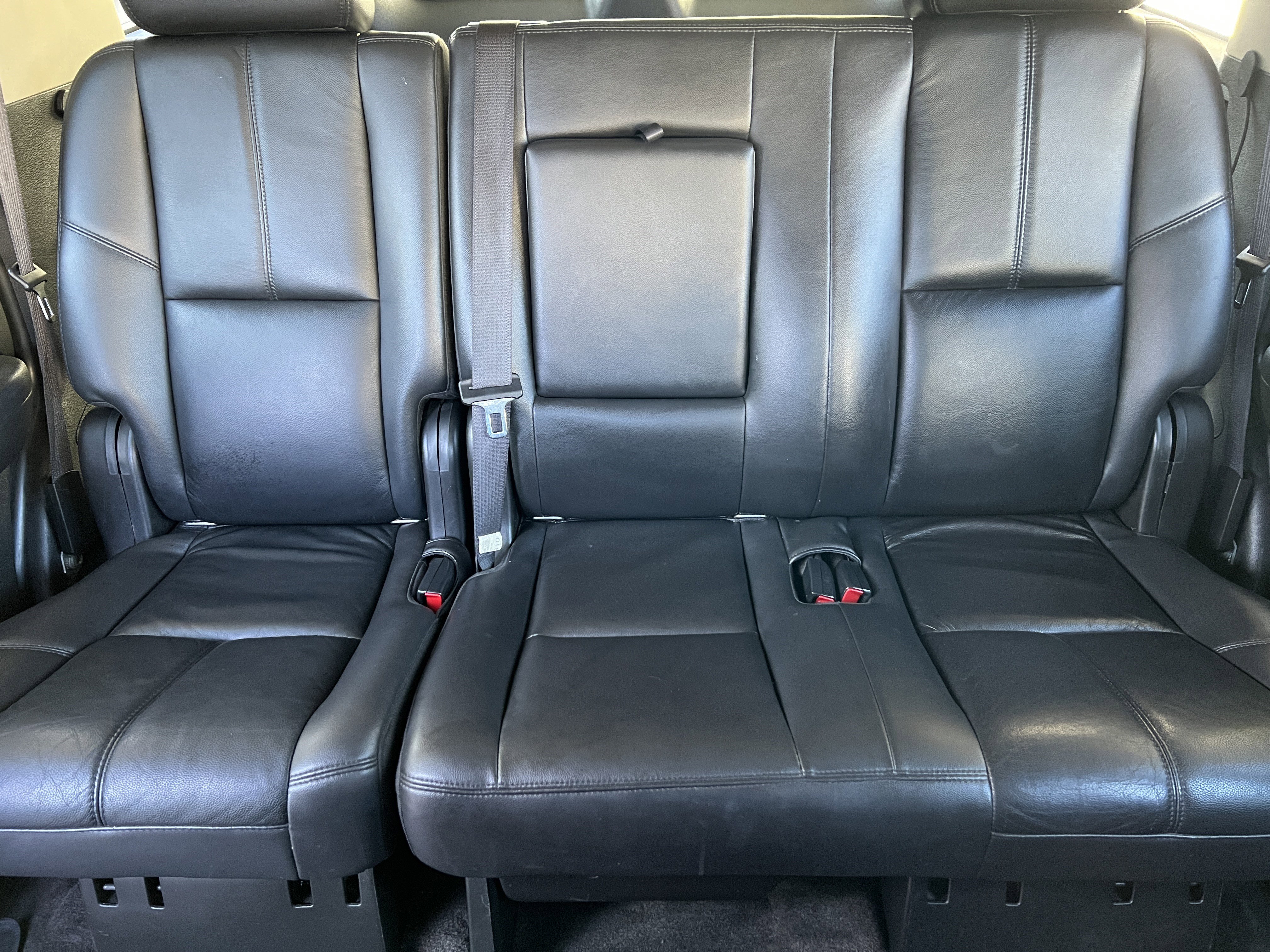 Used 2010 Chevrolet Tahoe LT image 13