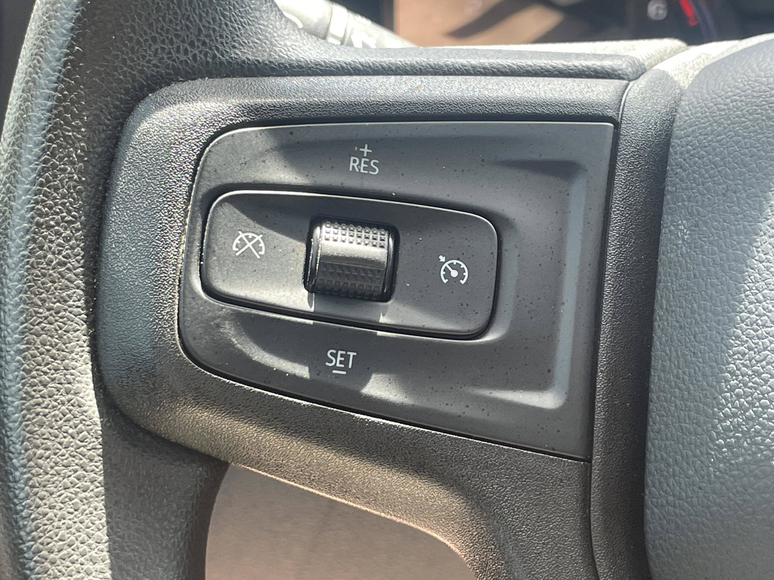 Used 2020 Chevrolet Silverado 1500 Custom Trail Boss w/ Custom Convenience Package AWD/4WD image 20