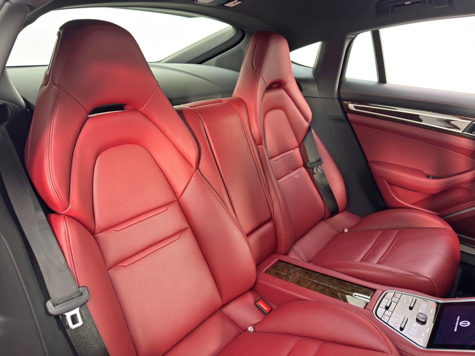 Used 2022 Porsche Panamera 4S w/ Premium Package AWD/4WD image 46