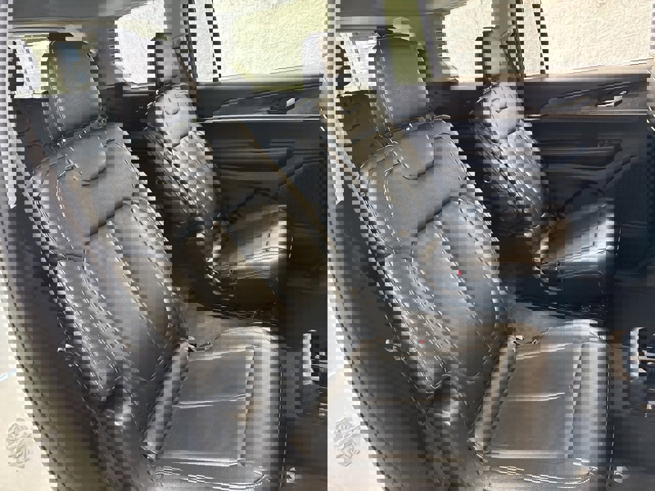 Used 2023 Jeep Grand Cherokee L Limited w/ Black Appearance Package image 48